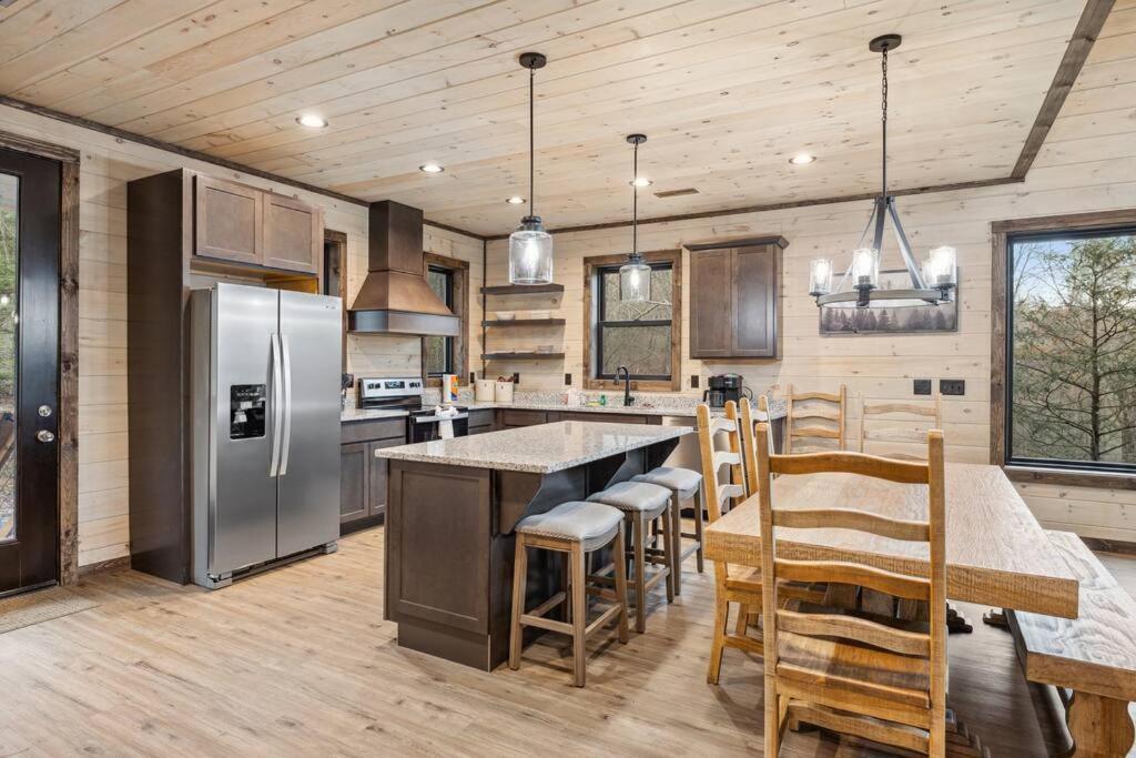 Black Bear Cove Гетлинбург Екстериор снимка