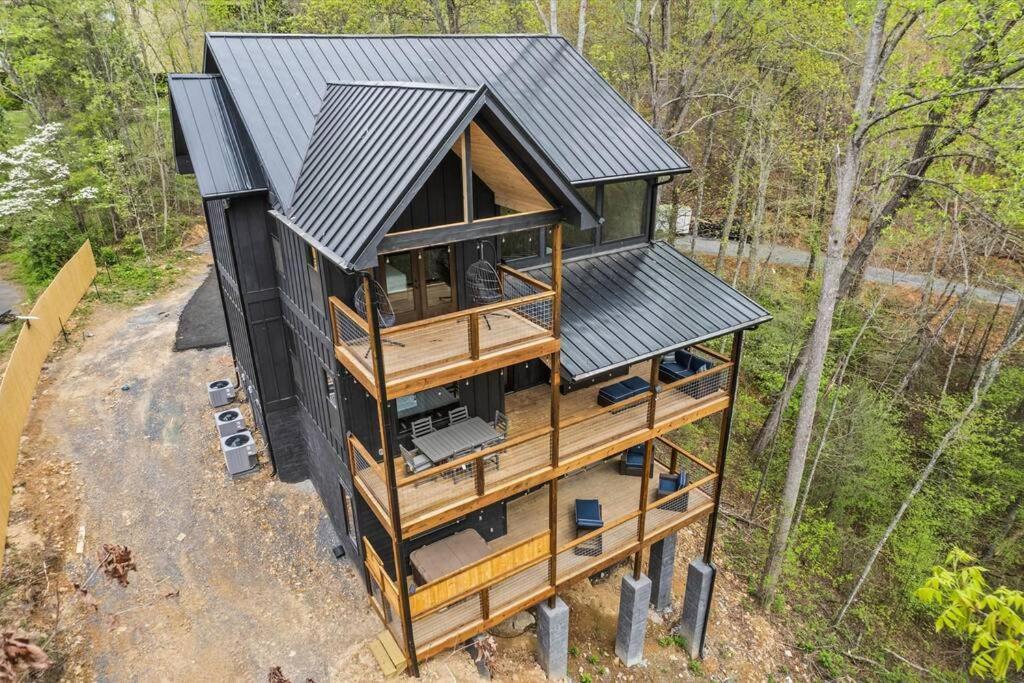 Black Bear Cove Гетлинбург Екстериор снимка